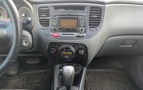 KIA Rio II, 2009 год, 420 000 рублей, 18 фотография