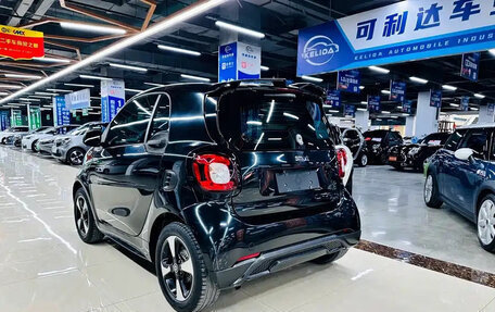 Smart Fortwo III, 2018 год, 1 200 999 рублей, 6 фотография