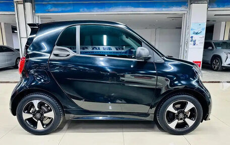 Smart Fortwo III, 2018 год, 1 200 999 рублей, 8 фотография