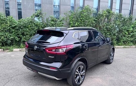 Nissan Qashqai, 2022 год, 1 630 000 рублей, 4 фотография
