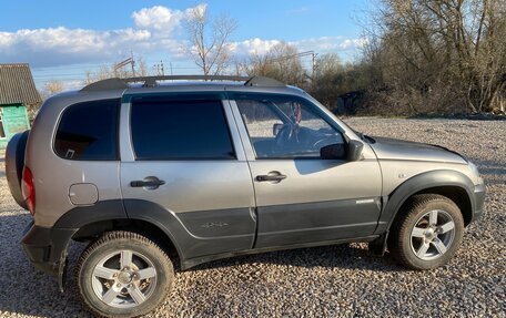Chevrolet Niva I рестайлинг, 2012 год, 320 000 рублей, 6 фотография