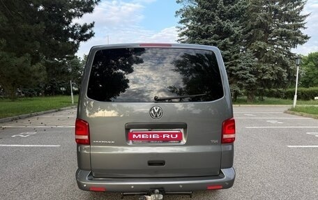 Volkswagen Multivan T5, 2010 год, 2 400 000 рублей, 4 фотография