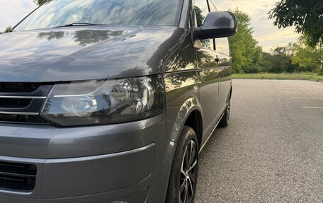 Volkswagen Multivan T5, 2010 год, 2 400 000 рублей, 10 фотография