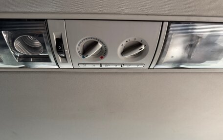 Volkswagen Multivan T5, 2010 год, 2 400 000 рублей, 26 фотография