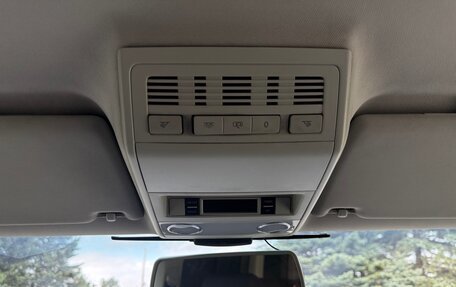 Volkswagen Multivan T5, 2010 год, 2 400 000 рублей, 25 фотография