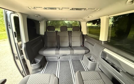Volkswagen Multivan T5, 2010 год, 2 400 000 рублей, 22 фотография