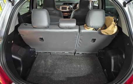 Toyota Vitz, 2013 год, 700 000 рублей, 4 фотография