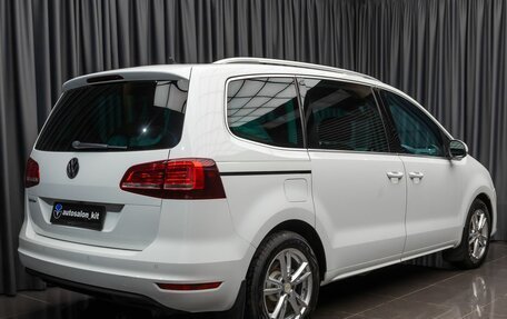 Volkswagen Sharan II, 2018 год, 1 890 000 рублей, 4 фотография