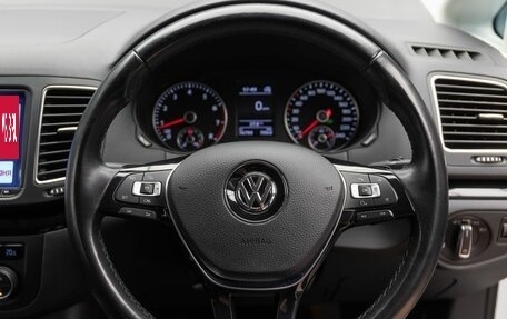 Volkswagen Sharan II, 2018 год, 1 890 000 рублей, 12 фотография