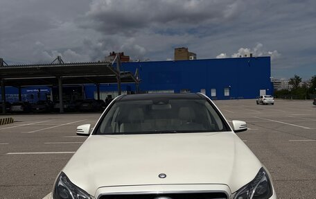 Mercedes-Benz E-Класс, 2014 год, 2 650 000 рублей, 2 фотография