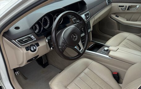 Mercedes-Benz E-Класс, 2014 год, 2 650 000 рублей, 11 фотография