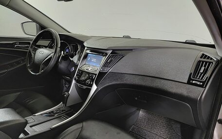 Hyundai Sonata VI, 2012 год, 750 000 рублей, 13 фотография