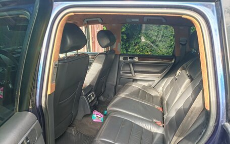 Volkswagen Touareg III, 2003 год, 475 000 рублей, 8 фотография
