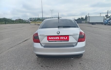 Skoda Rapid I, 2017 год, 700 000 рублей, 2 фотография