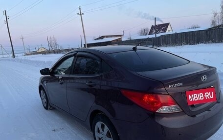 Hyundai Solaris II рестайлинг, 2011 год, 785 000 рублей, 2 фотография