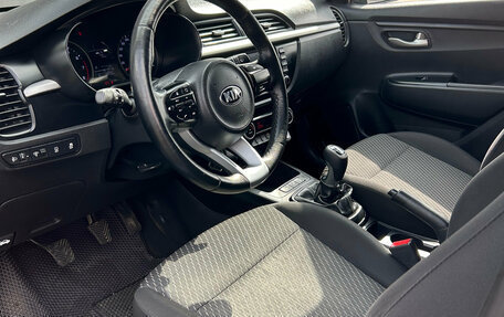KIA Rio IV, 2019 год, 1 300 000 рублей, 9 фотография