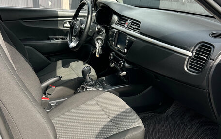 KIA Rio IV, 2019 год, 1 300 000 рублей, 14 фотография