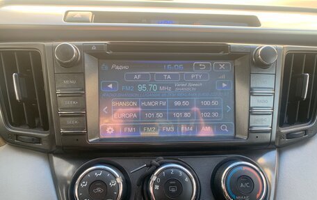Toyota RAV4, 2014 год, 2 200 000 рублей, 6 фотография
