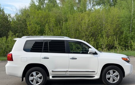 Toyota Land Cruiser 200, 2014 год, 5 600 000 рублей, 7 фотография