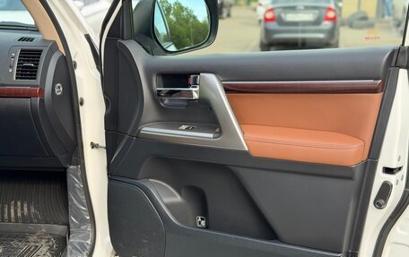 Toyota Land Cruiser 200, 2014 год, 5 600 000 рублей, 14 фотография