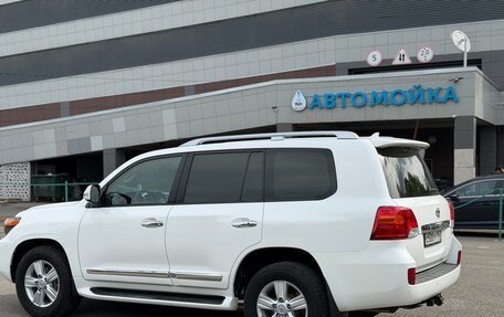 Toyota Land Cruiser 200, 2014 год, 5 600 000 рублей, 6 фотография