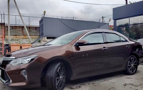 Toyota Camry, 2018 год, 2 190 000 рублей, 4 фотография
