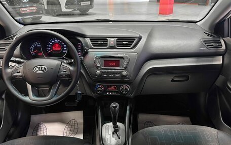 KIA Rio III рестайлинг, 2011 год, 930 000 рублей, 25 фотография