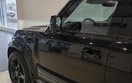 Land Rover Defender II, 2021 год, 5 240 000 рублей, 10 фотография