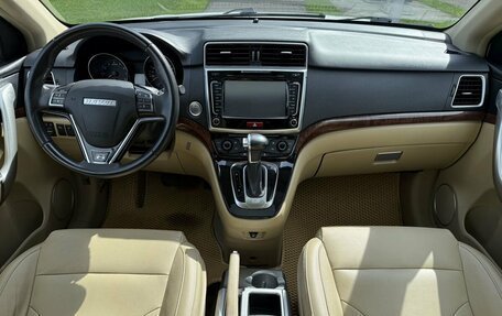 Haval H6, 2019 год, 1 600 000 рублей, 9 фотография