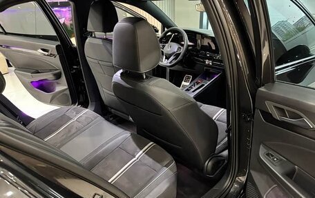 Volkswagen Golf VIII, 2023 год, 1 665 000 рублей, 6 фотография