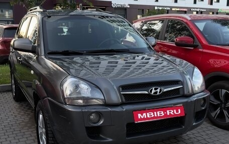 Hyundai Tucson III, 2008 год, 750 000 рублей, 1 фотография
