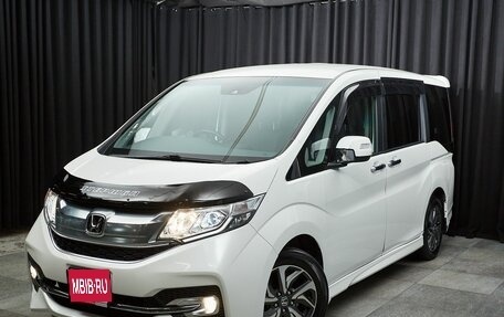Honda Stepwgn IV, 2017 год, 1 799 000 рублей, 1 фотография