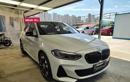 BMW 1 серия, 2022 год, 1 630 000 рублей, 3 фотография