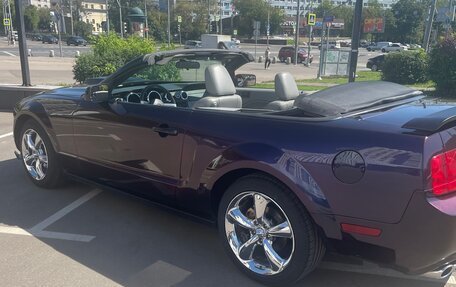 Ford Mustang VI рестайлинг, 2006 год, 2 000 000 рублей, 16 фотография