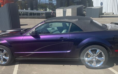 Ford Mustang VI рестайлинг, 2006 год, 2 000 000 рублей, 5 фотография