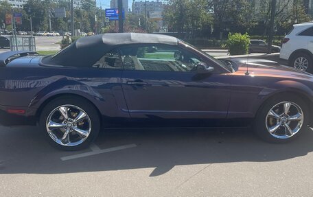 Ford Mustang VI рестайлинг, 2006 год, 2 000 000 рублей, 11 фотография