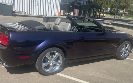 Ford Mustang VI рестайлинг, 2006 год, 2 000 000 рублей, 4 фотография