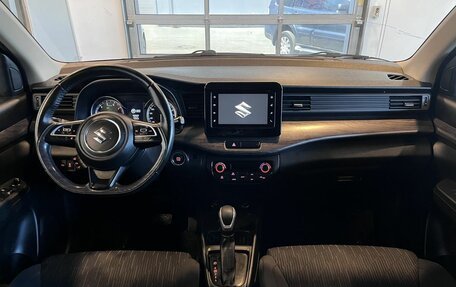 Suzuki Ertiga II, 2022 год, 2 250 000 рублей, 9 фотография