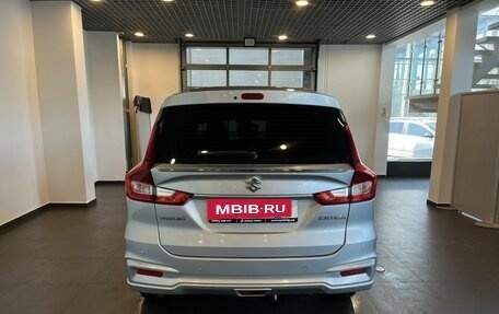 Suzuki Ertiga II, 2022 год, 2 250 000 рублей, 4 фотография