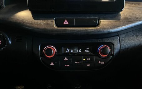 Suzuki Ertiga II, 2022 год, 2 250 000 рублей, 15 фотография