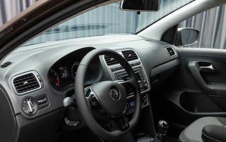 Volkswagen Polo VI (EU Market), 2017 год, 1 349 000 рублей, 10 фотография
