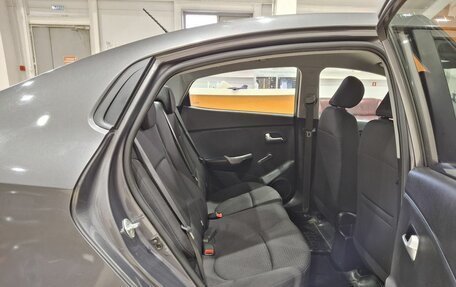 KIA Rio III рестайлинг, 2016 год, 930 000 рублей, 17 фотография