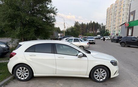 Mercedes-Benz A-Класс, 2016 год, 1 290 000 рублей, 4 фотография