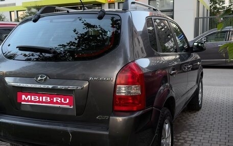 Hyundai Tucson III, 2008 год, 750 000 рублей, 3 фотография