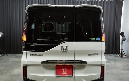 Honda Stepwgn IV, 2017 год, 1 799 000 рублей, 5 фотография