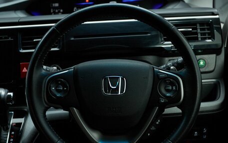 Honda Stepwgn IV, 2017 год, 1 799 000 рублей, 22 фотография