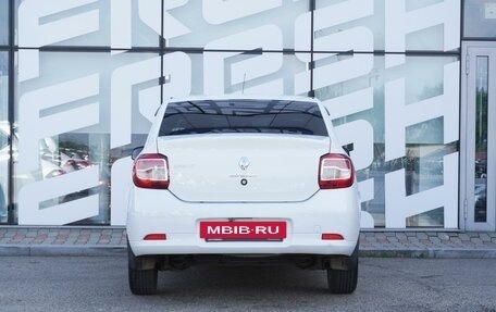 Renault Logan II, 2015 год, 914 000 рублей, 4 фотография