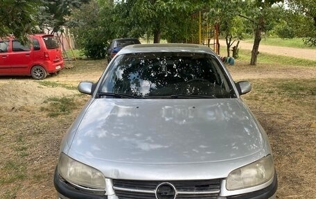 Opel Omega B, 1997 год, 220 000 рублей, 2 фотография