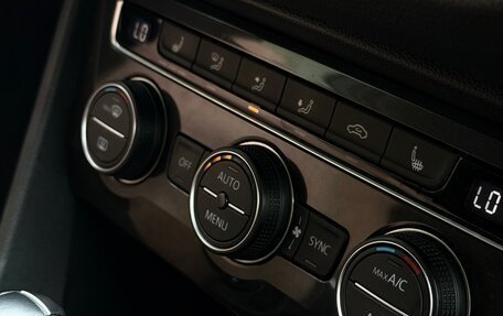 Volkswagen Tiguan II, 2018 год, 2 300 000 рублей, 12 фотография