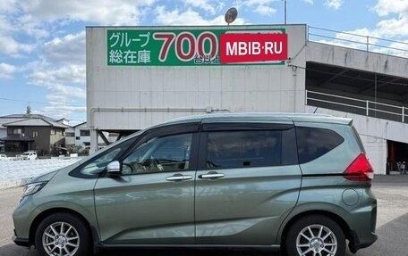 Honda Freed II, 2021 год, 1 185 000 рублей, 8 фотография